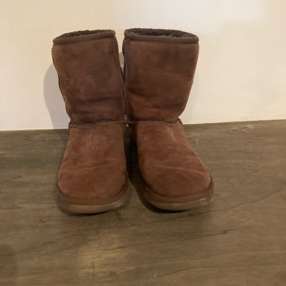 UGG Classic Short Boots